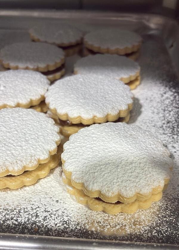 Alfajores en el horno