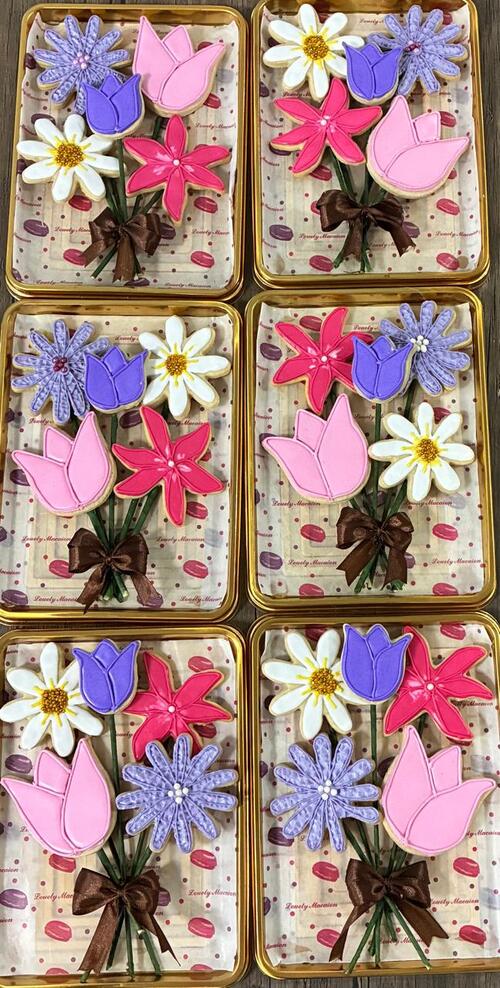 Galletas decoradas de flores varias en colores